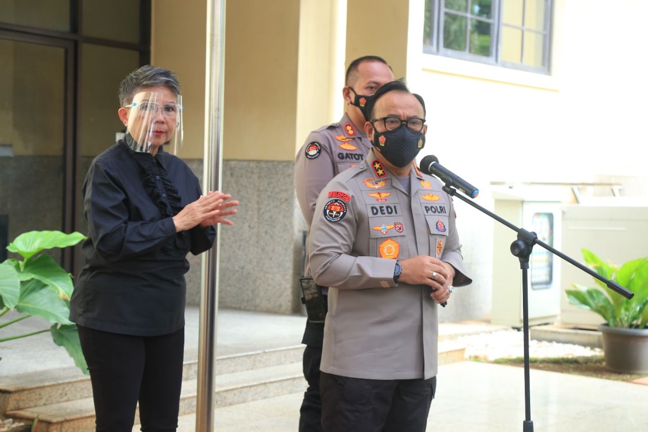 podiumnews.com-Tanggapi Tagar #1Hari1Oknum dan #PercumaLaporPolisi, Polri: Kami Jadikan Evaluasi